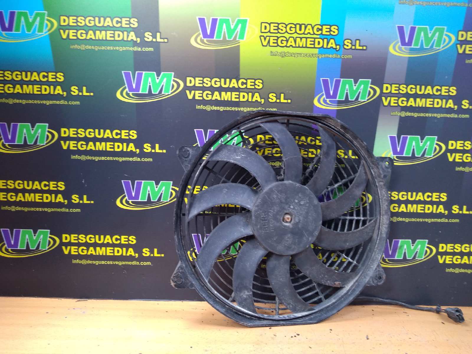 Electroventilador radiador aire acondicionado, foto 1 de 2