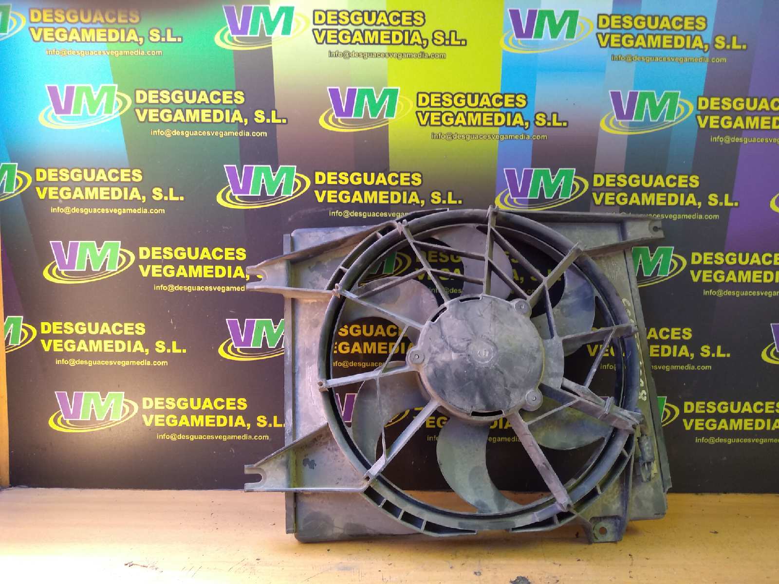 Electroventilador radiador aire acondicionado, foto 1 de 2