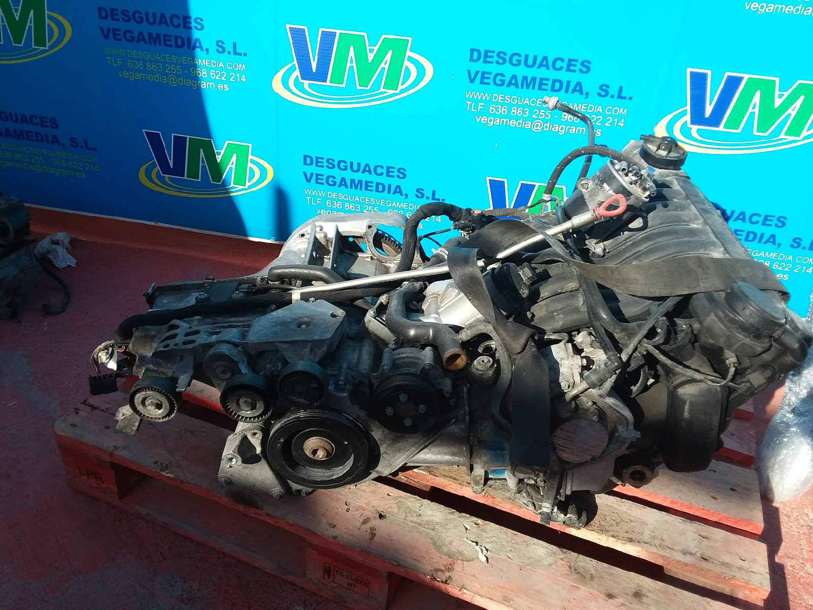 Motor completo, foto 1 de 2