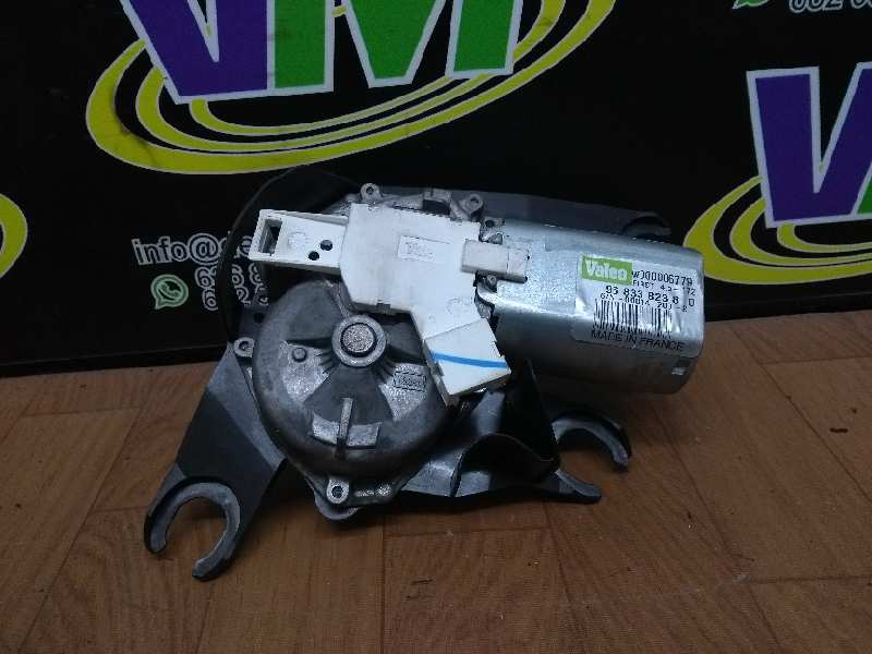 Motor limpia trasero