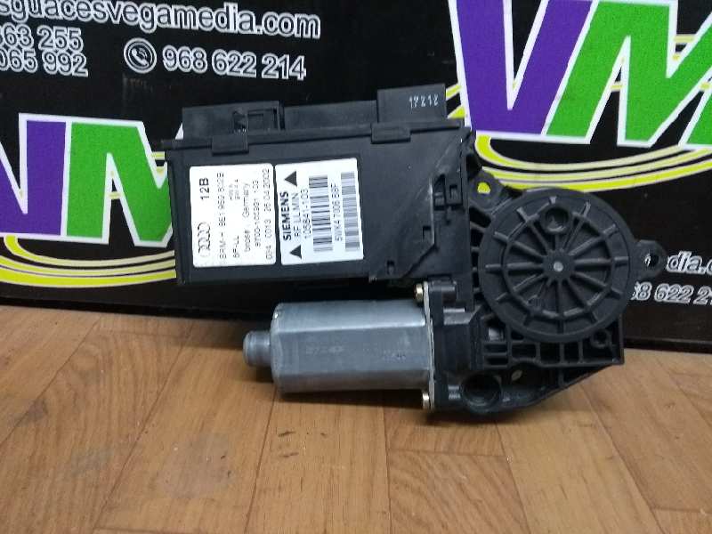 Motor elevalunas delantero derecho, foto 1 de 3