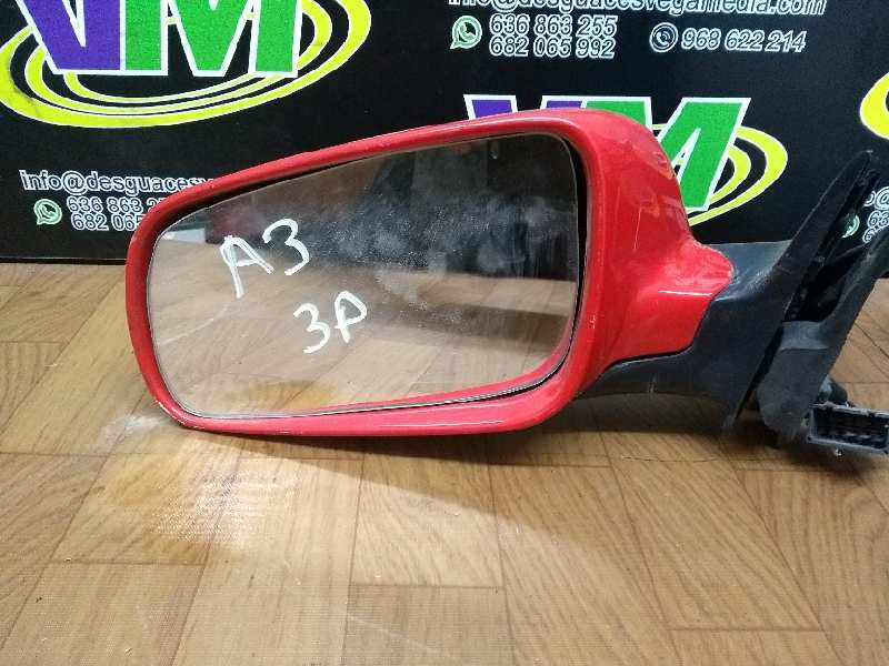 Retrovisor izquierdo