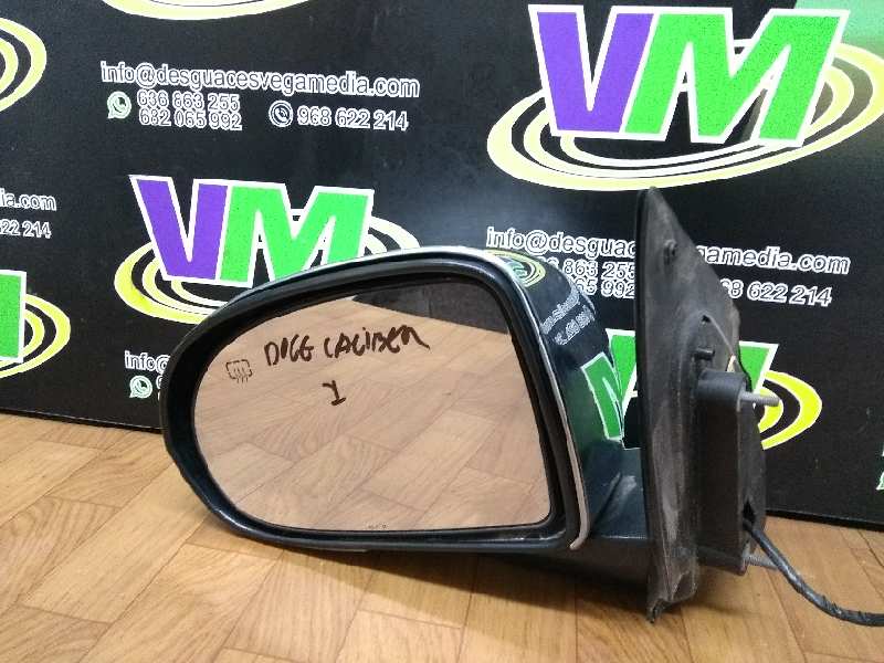Retrovisor izquierdo