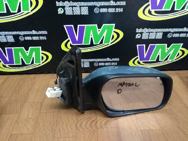 Retrovisor derecho
