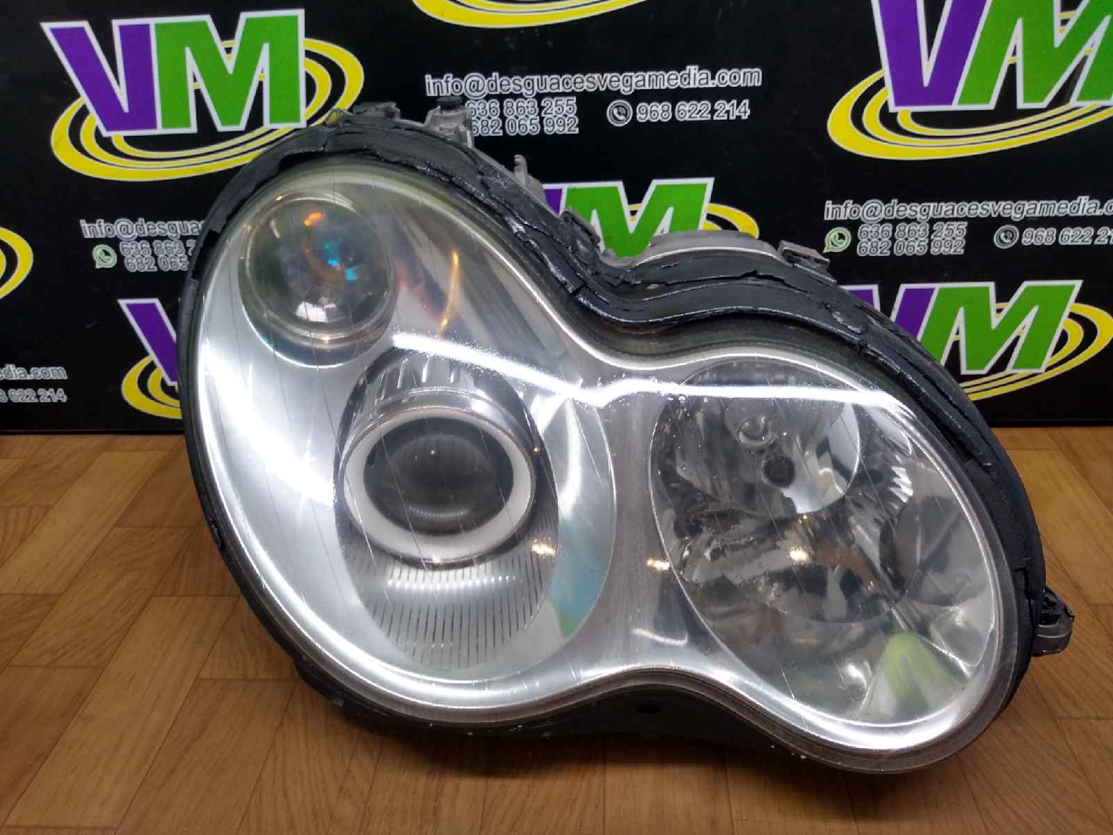 Faro derecho