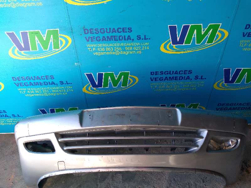 Paragolpes delantero