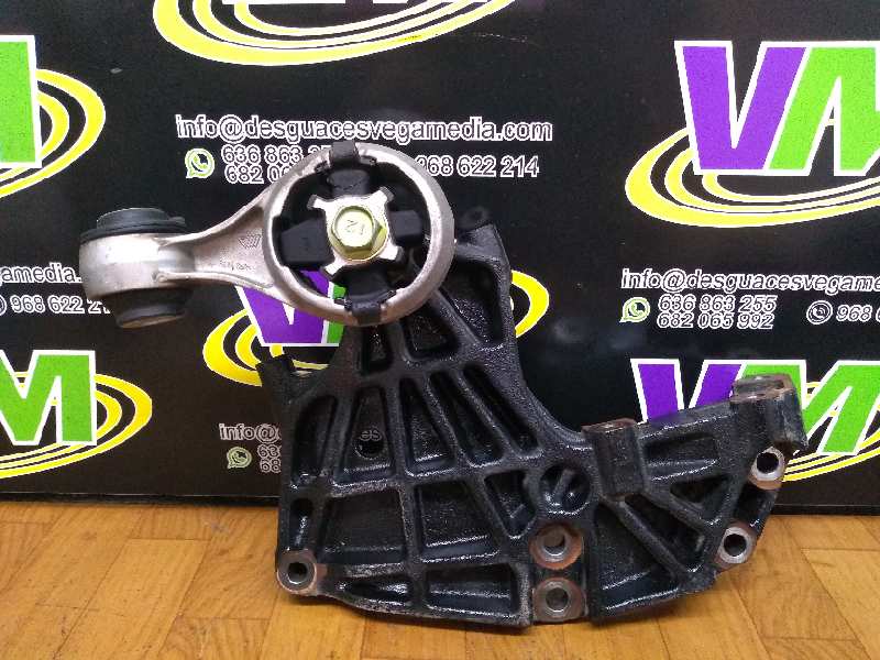 Suporte do motor direito, foto 1 de 3