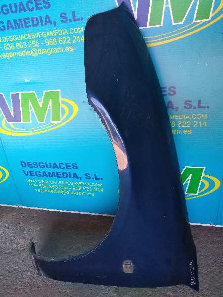 Aleta delantera izquierda