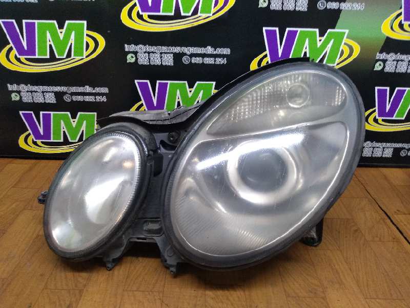Left headlight, photo 1 of 3