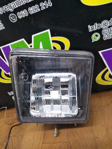 Faro antiniebla derecho