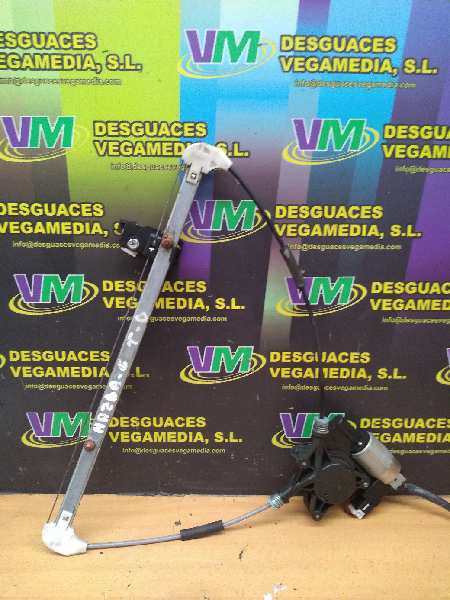 Elevalunas trasero derecho