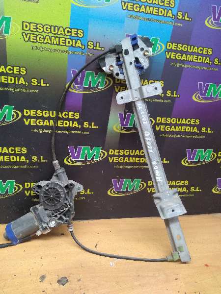 Elevalunas trasero derecho