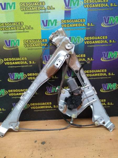 Elevalunas delantero derecho