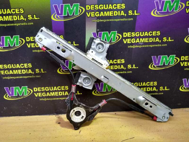 Elevalunas delantero derecho