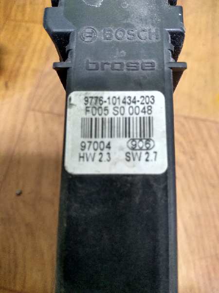 Motor elevalunas delantero izquierdo, foto 1 de 2