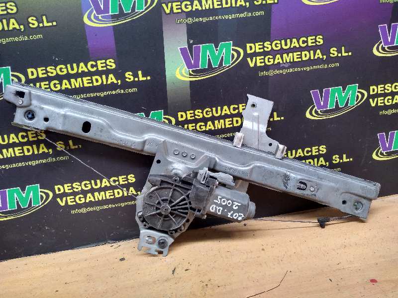 Elevalunas delantero derecho, foto 1 de 1