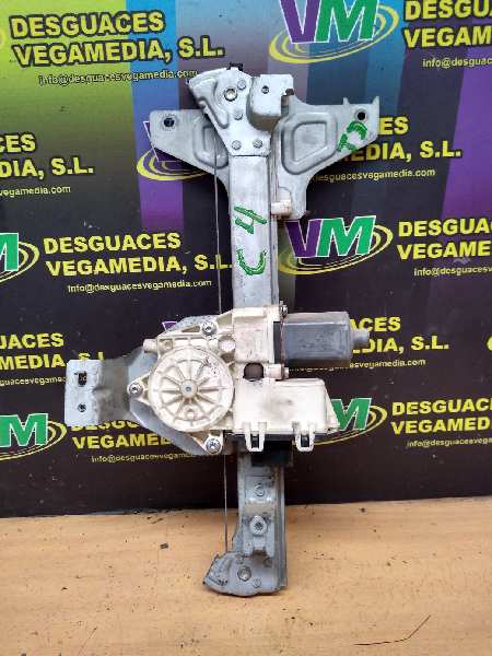 Elevalunas trasero derecho, foto 1 de 1