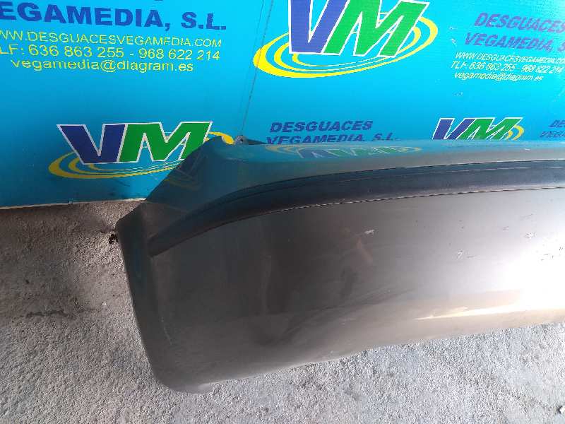 Paragolpes trasero, foto 1 de 4