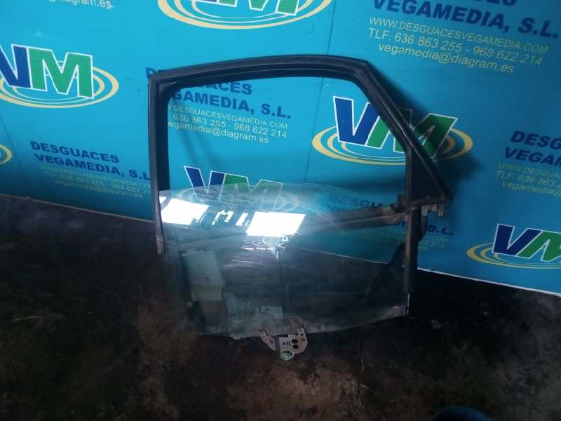 Elevalunas trasero izquierdo, foto 1 de 2