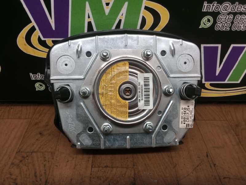 Front left airbag, photo 1 of 3