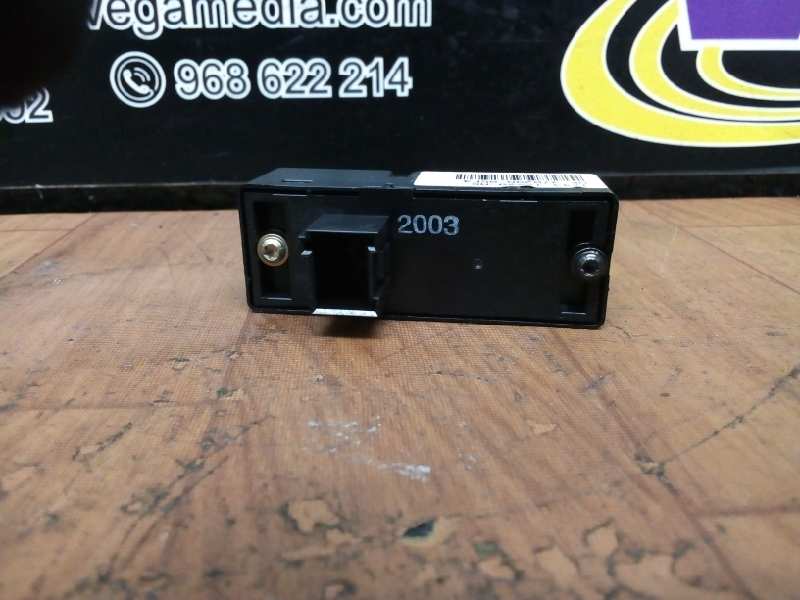Mando elevalunas trasero derecho, foto 1 de 3