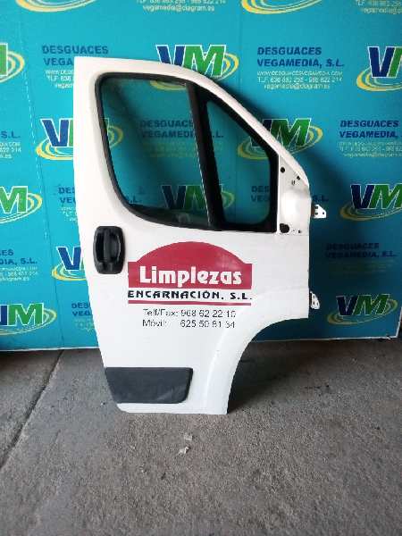 Porta dianteira direita, foto 1 de 3