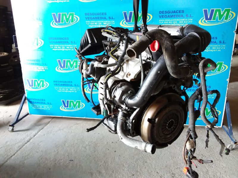 Motor completo, foto 1 de 4