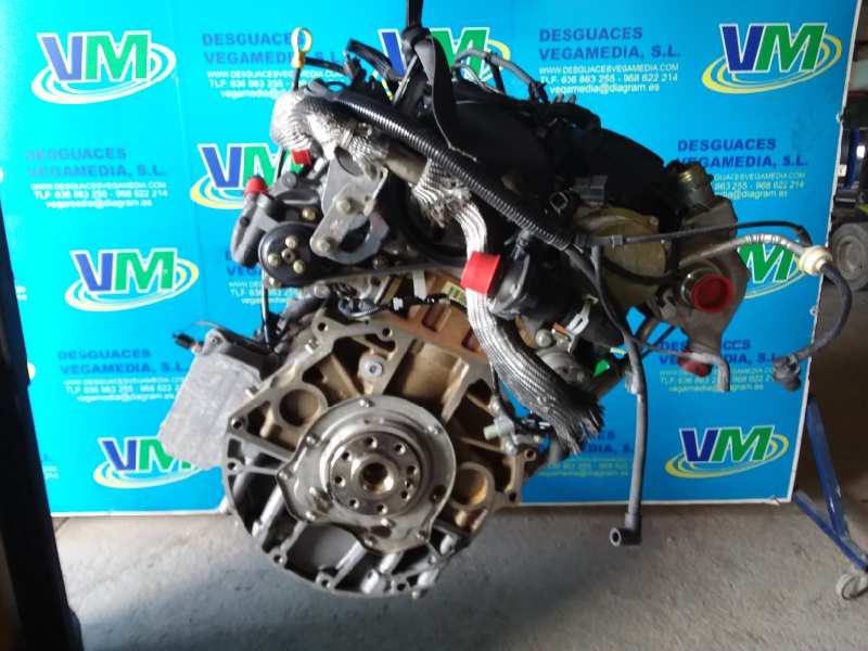 Motor completo, foto 1 de 6