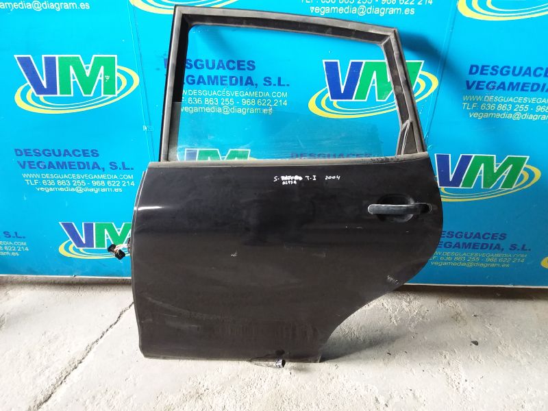 Puerta trasera izquierda, foto 1 de 2