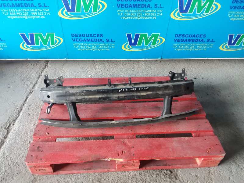 Front bumper reinforcement, photo 1 of 1
