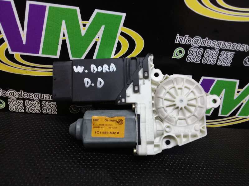Motor do elevador de vidro dianteiro direito, foto 1 de 3