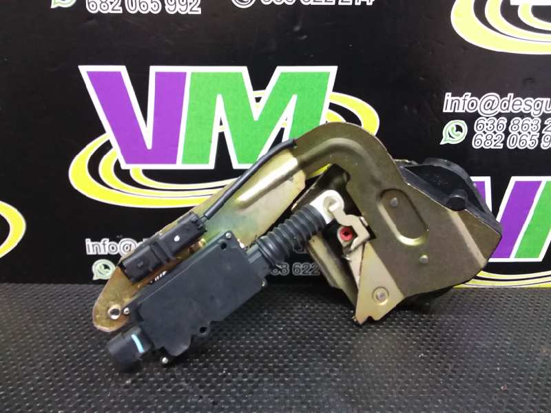 Cerradura puerta trasera derecha, foto 1 de 2