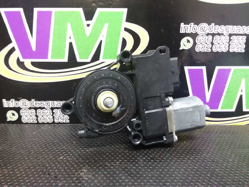 Motor elevalunas trasero derecho, foto 1 de 3