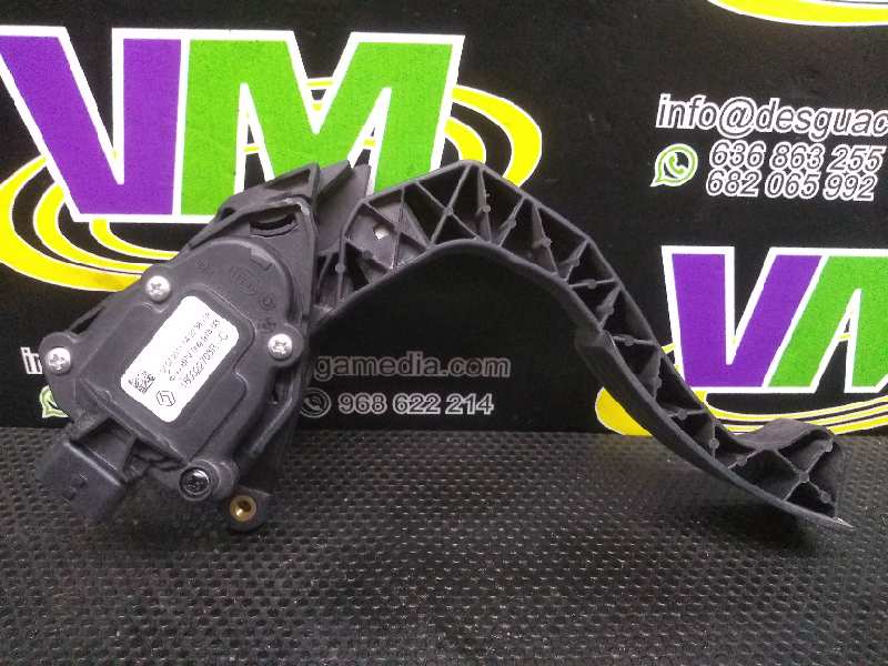 Pedal acelerador