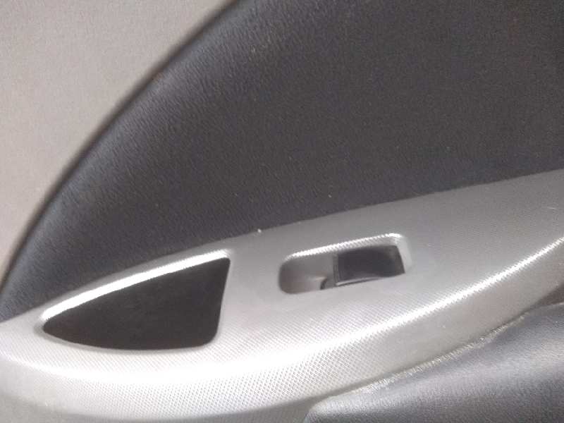 Mando elevalunas delantero derecho, foto 1 de 1