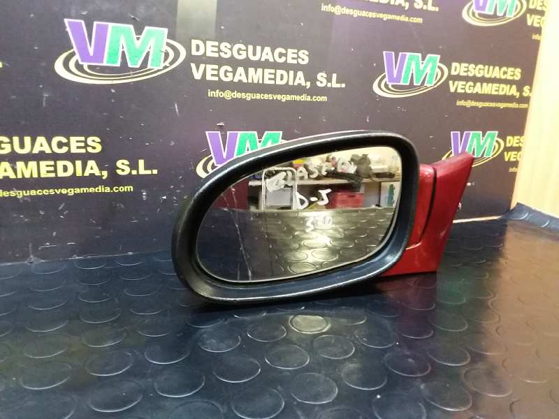 Retrovisor izquierdo