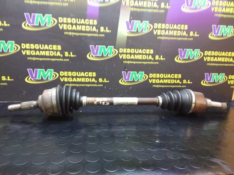 Transmision delantera izquierda