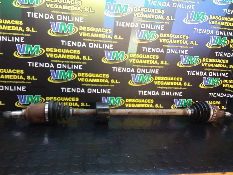 Transmision delantera derecha