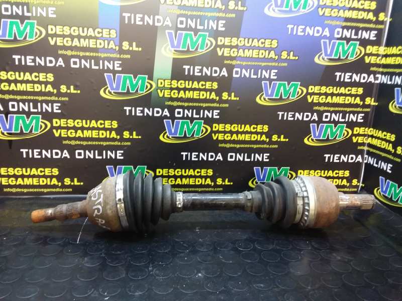Transmision delantera izquierda