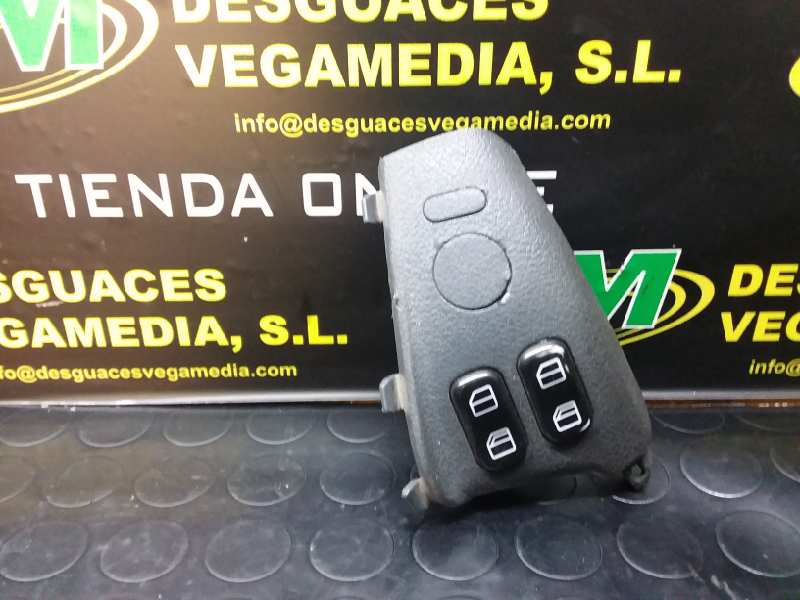 Mando elevalunas delantero izquierdo