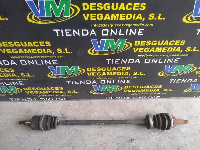 Transmision delantera derecha, foto 1 de 3