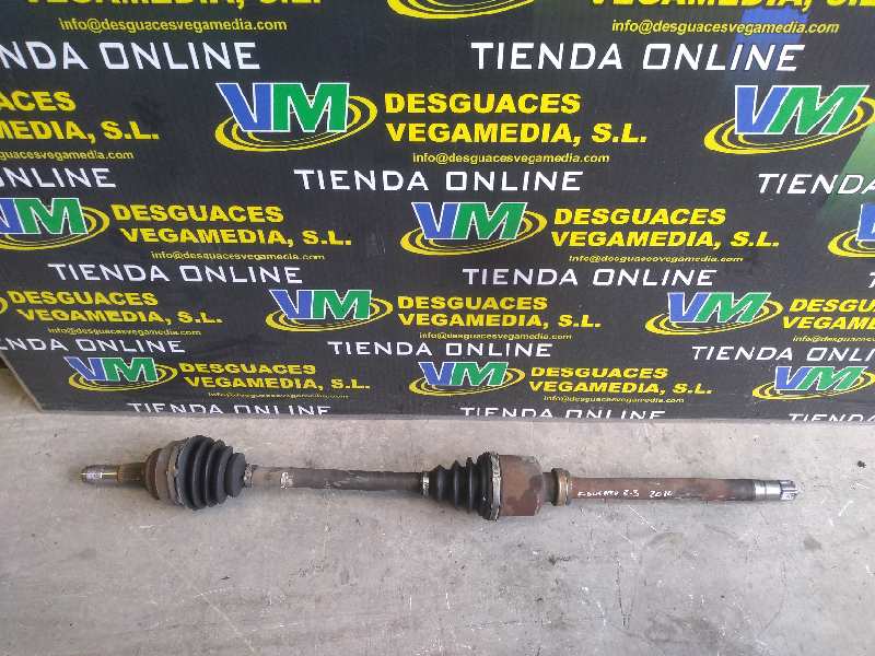 Transmision delantera derecha