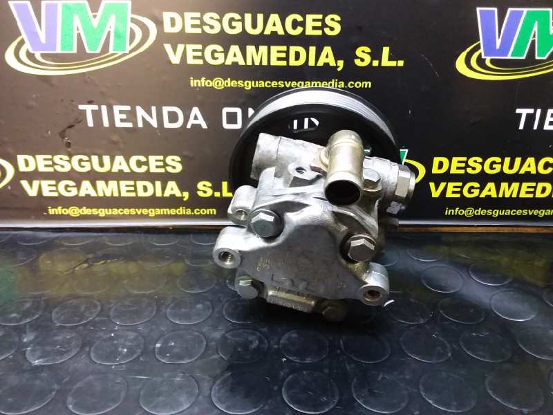 Bomba direccion, foto 1 de 3