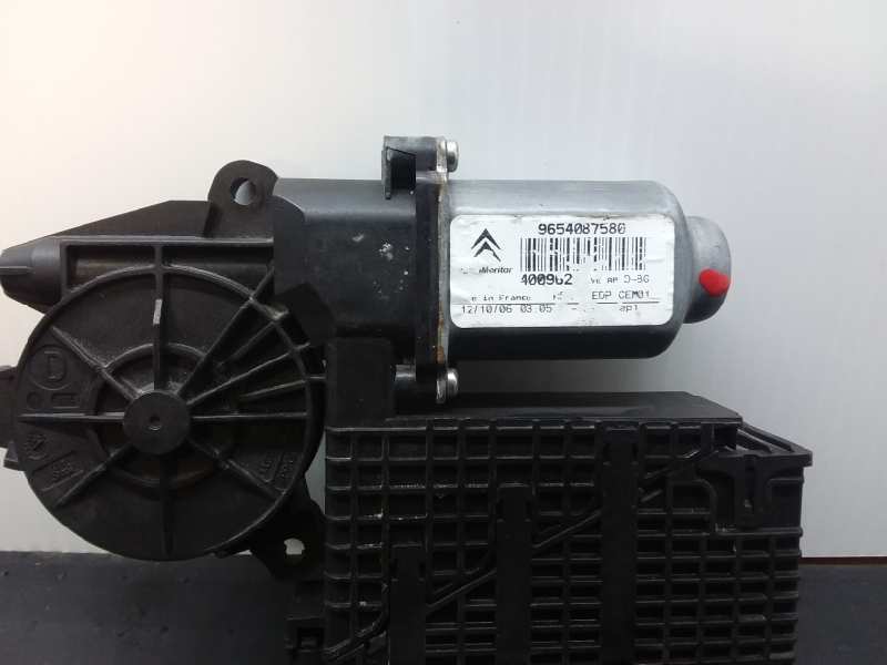 Motor elevalunas delantero derecho