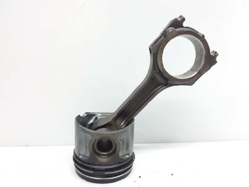 Piston, foto 1 de 2