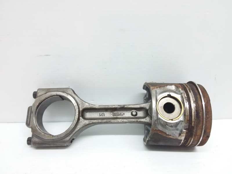 Piston, foto 1 de 3