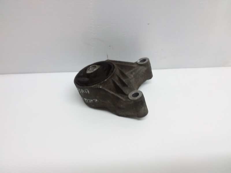 Soporte motor trasero, foto 1 de 2