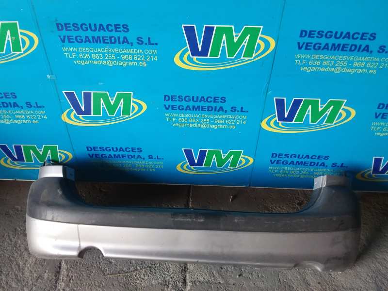 Paragolpes trasero, foto 1 de 3