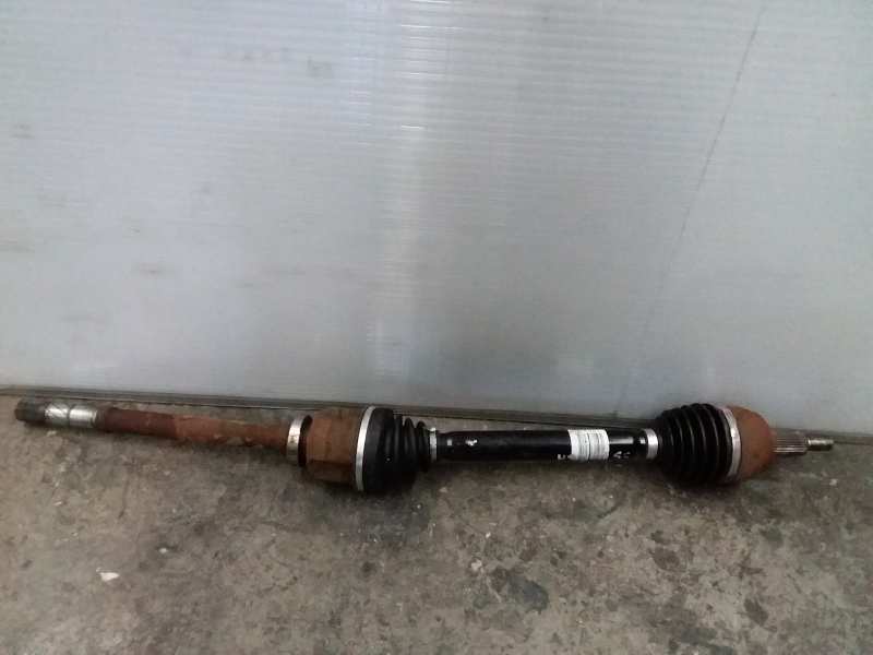 Transmision delantera derecha