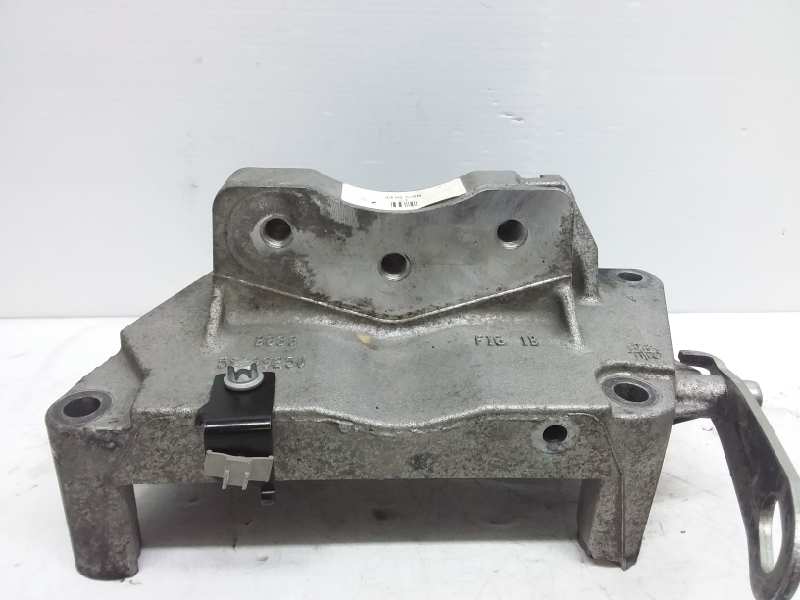 Soporte motor, foto 1 de 3
